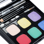 Набор детской декор. косметики Bondibon Eva Moda, BOX 14х14х4,5 см; тени для век-4шт.(3,84г), блеск для губ-9шт.(6,48г), румяна-2шт.(1,92г), тушь-1шт.(1,6г), косметический карандаш-1шт.(0,56г), аппликатор-2шт., зеркало-2шт.,арт.8295-2.